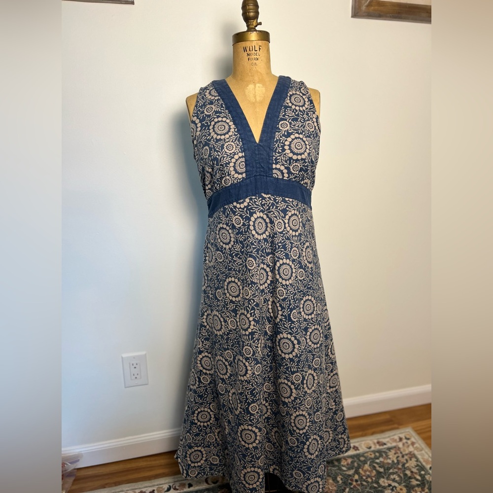 Patagonia Blue and Cream Printed V-Neck Maxi Dress